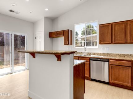 8918 Finnsech Drive, Reno, NV 89506 Photo