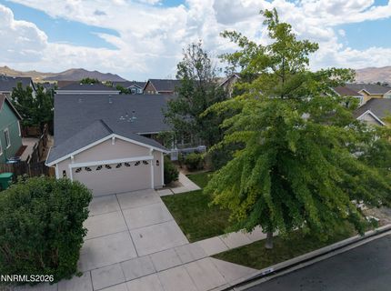 8918 Finnsech Drive, Reno, NV 89506 Photo