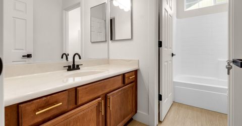 8918 Finnsech Drive, Reno, NV 89506 Photo