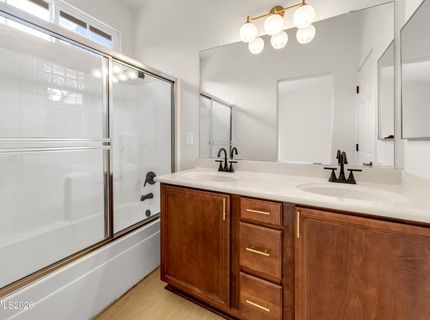 8918 Finnsech Drive, Reno, NV 89506 Photo