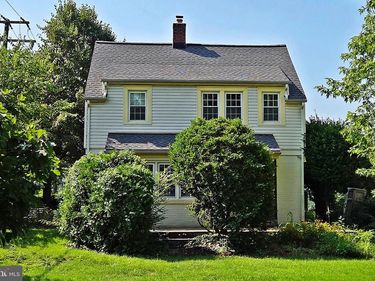 1906 S IVES STREET, ARLINGTON, VA 22202