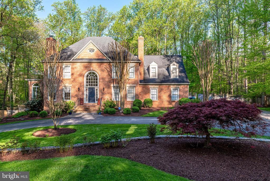 6528 Heather Brook Court, McLean, VA 22101 Main Photo