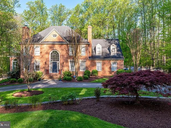 6528 HEATHER BROOK COURT, MCLEAN, VA 22101