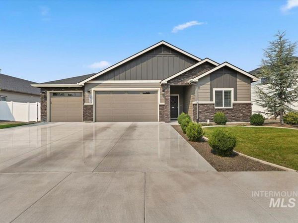 3812 Bozeman, Caldwell, ID 83605