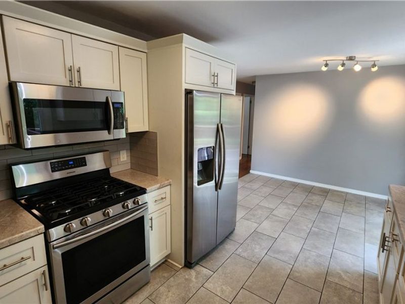 2491 Samira Road, Stow, OH 44224 Photo 5