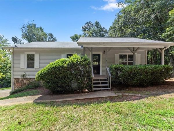 31 S Wind Drive , Dahlonega, GA 30533