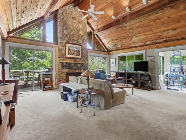 469 Overbrook Drive NW, Atlanta, GA 30318