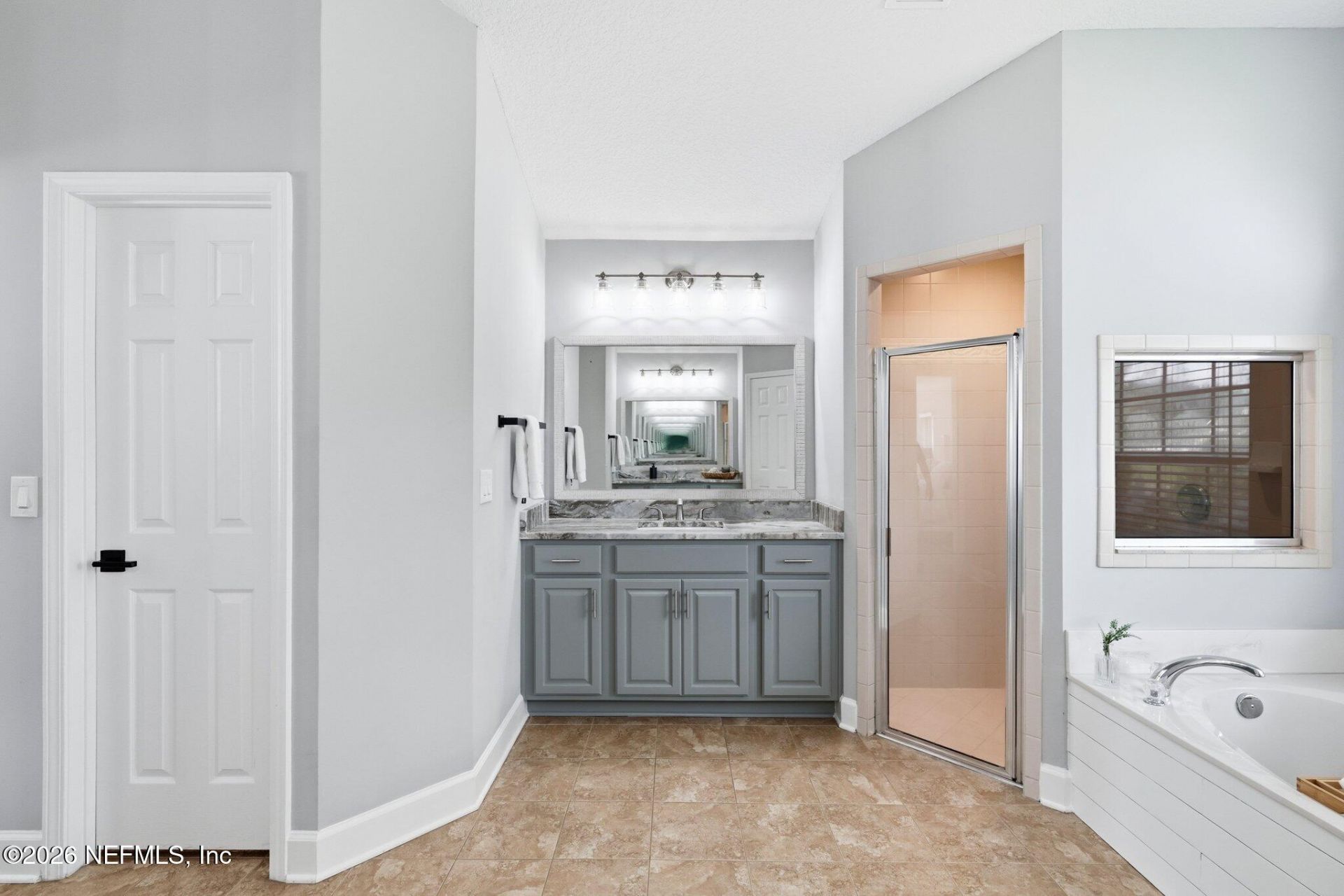 1527 Royal County Drive, Jacksonville, FL 32221 Photo