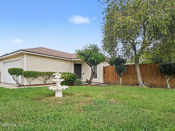 2642 SAM HOUSTON Place, Jacksonville, FL 32246