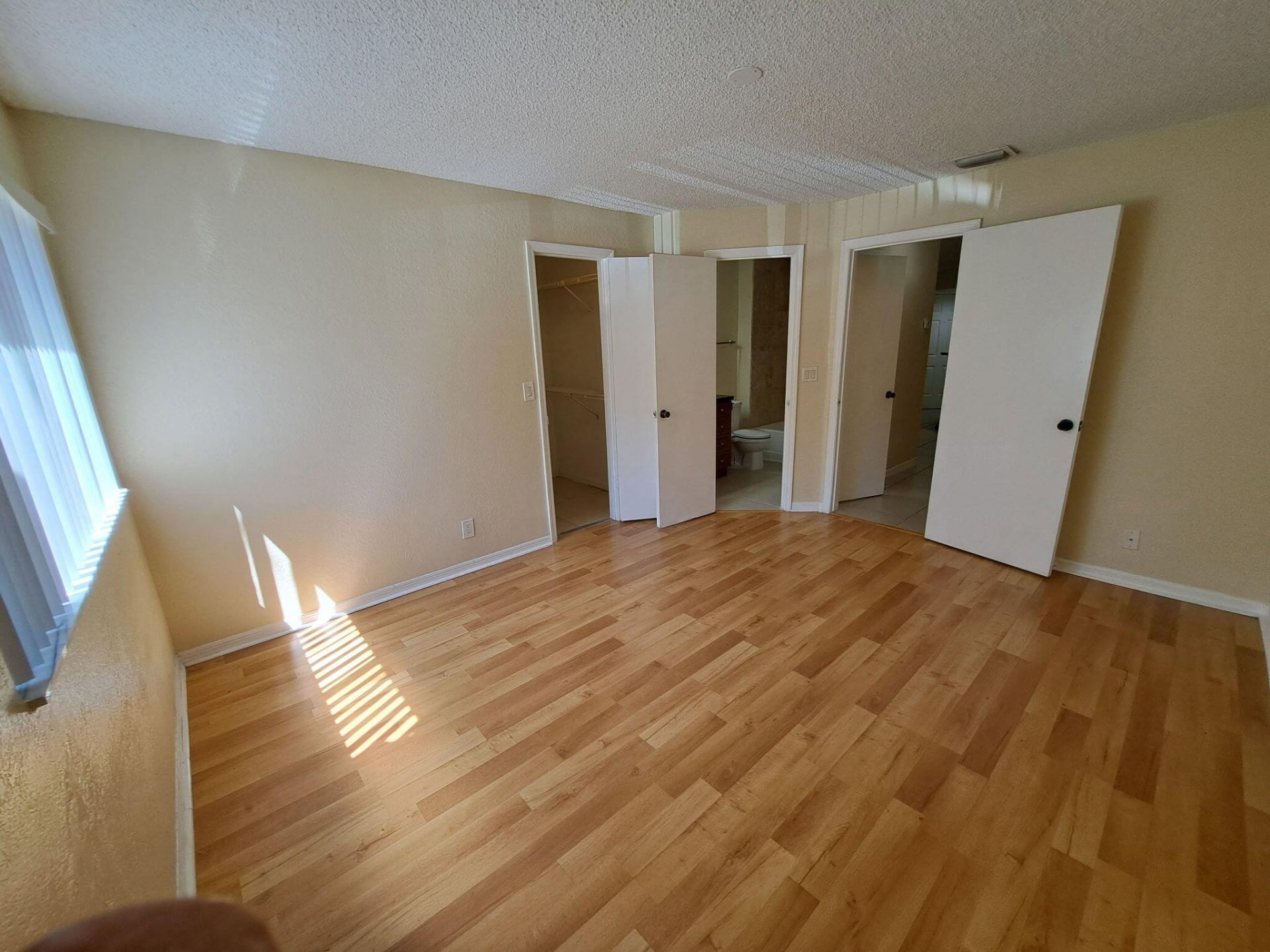 3470 Pinewalk Drive N, Unit 212, Margate, FL 33063 Photo