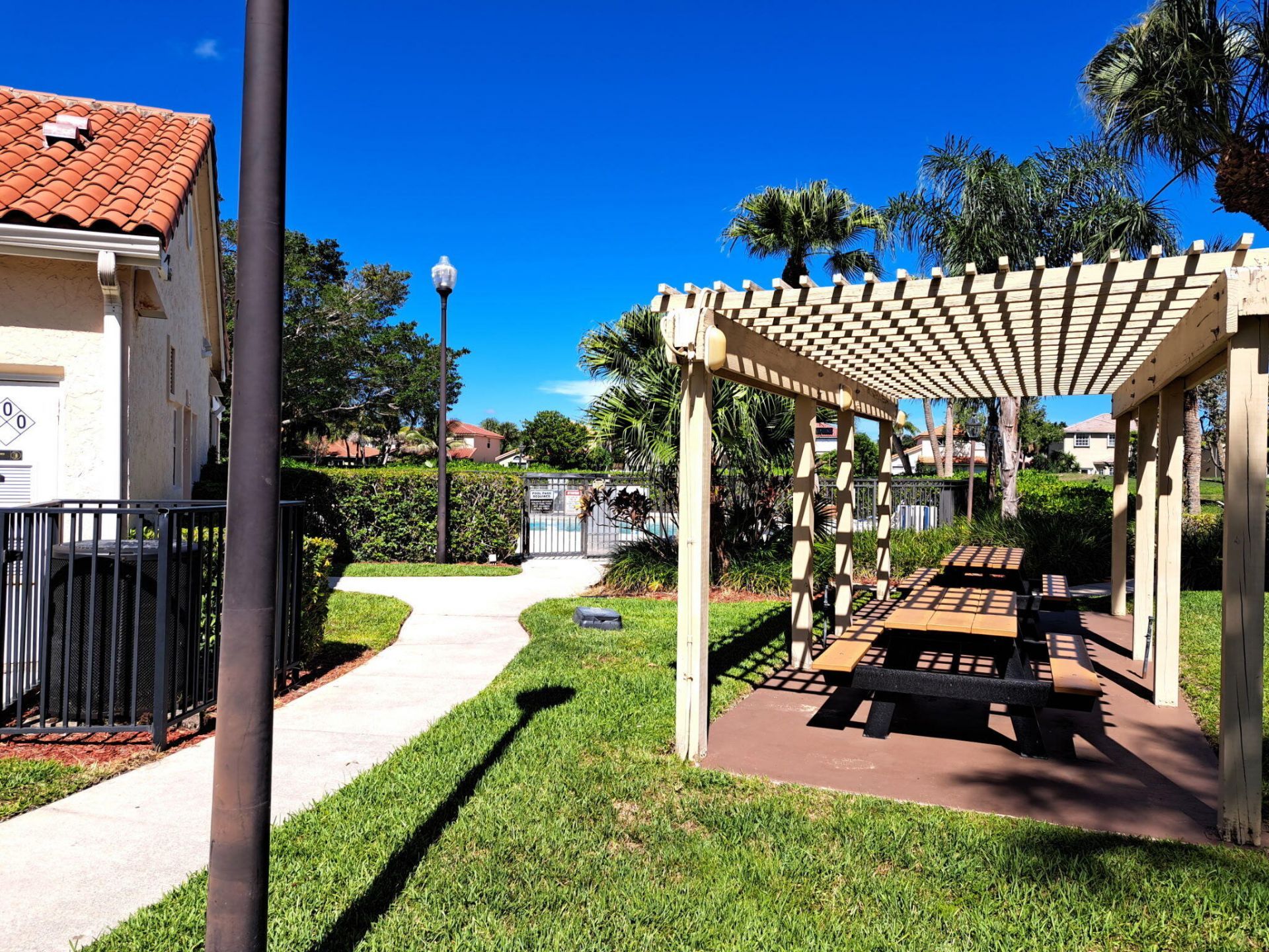 3470 Pinewalk Drive N, Unit 212, Margate, FL 33063 Photo