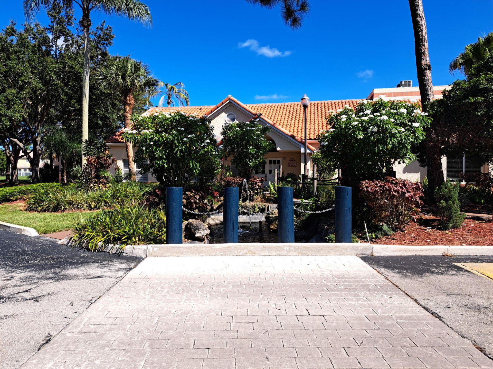 3470 Pinewalk Drive N, Unit 212, Margate, FL 33063 Photo