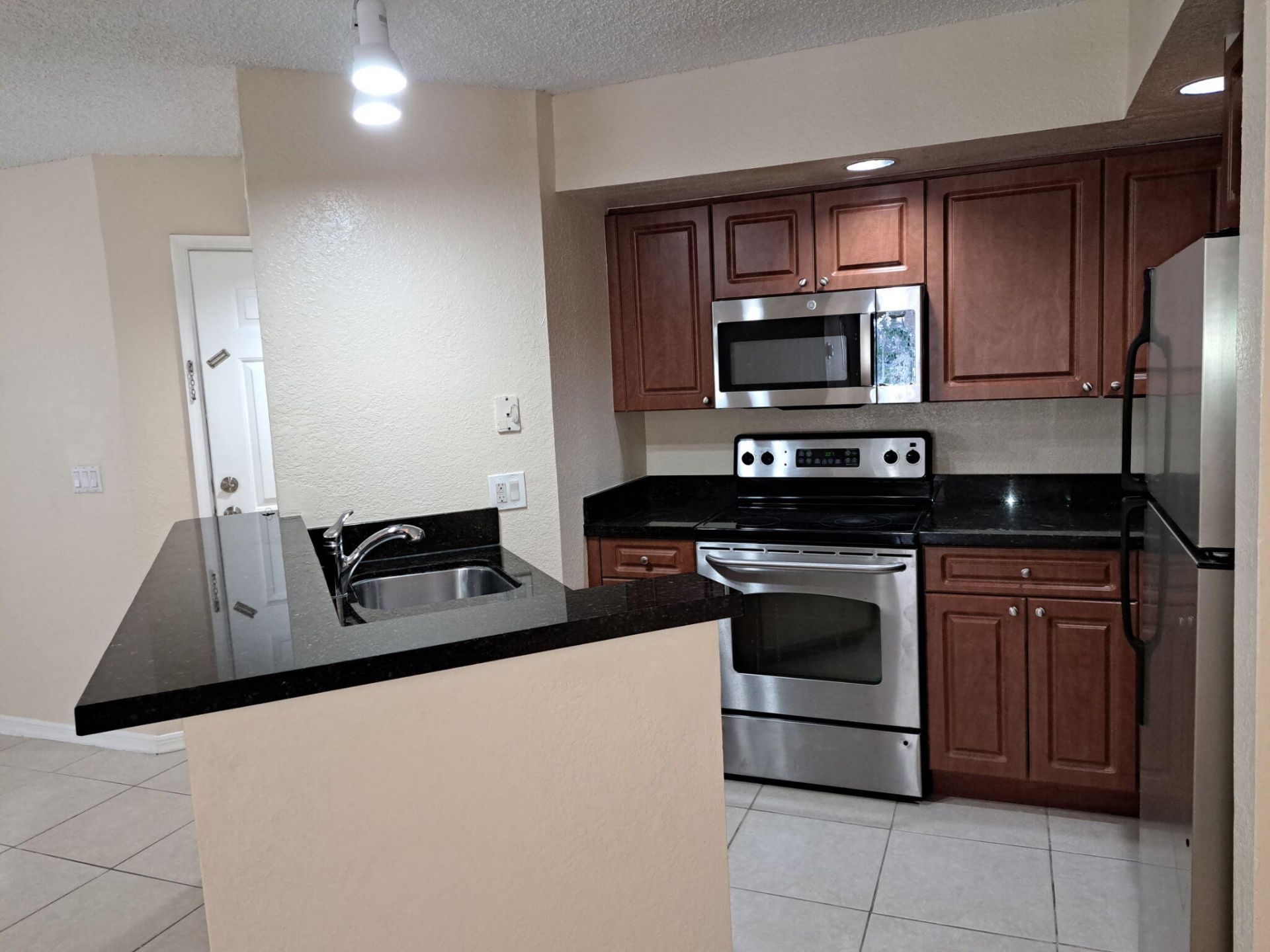 3470 Pinewalk Drive N, Unit 212, Margate, FL 33063 Photo