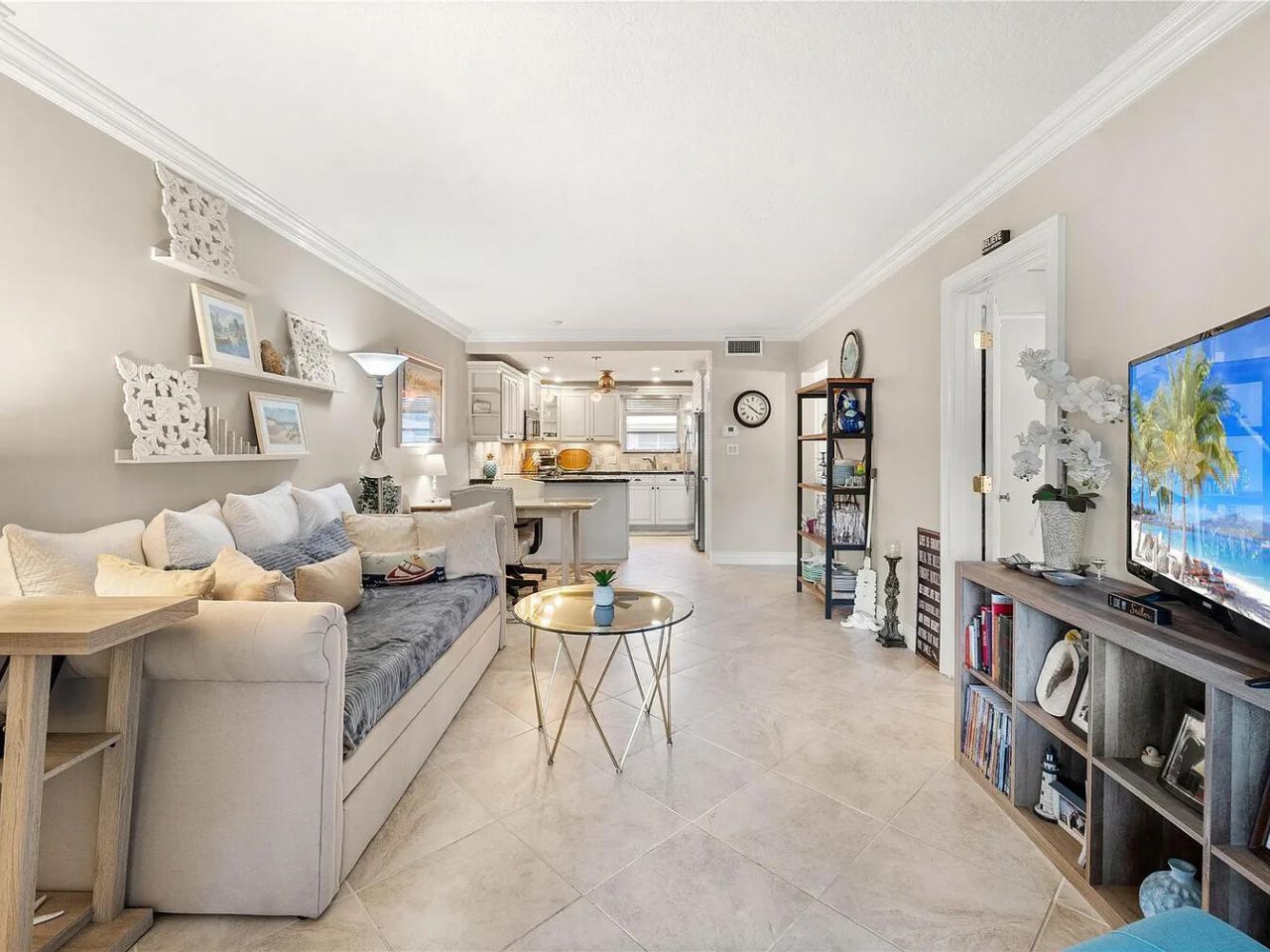 2748 NE 28th, Unit 10, Lighthouse Point, FL 33064 Photo