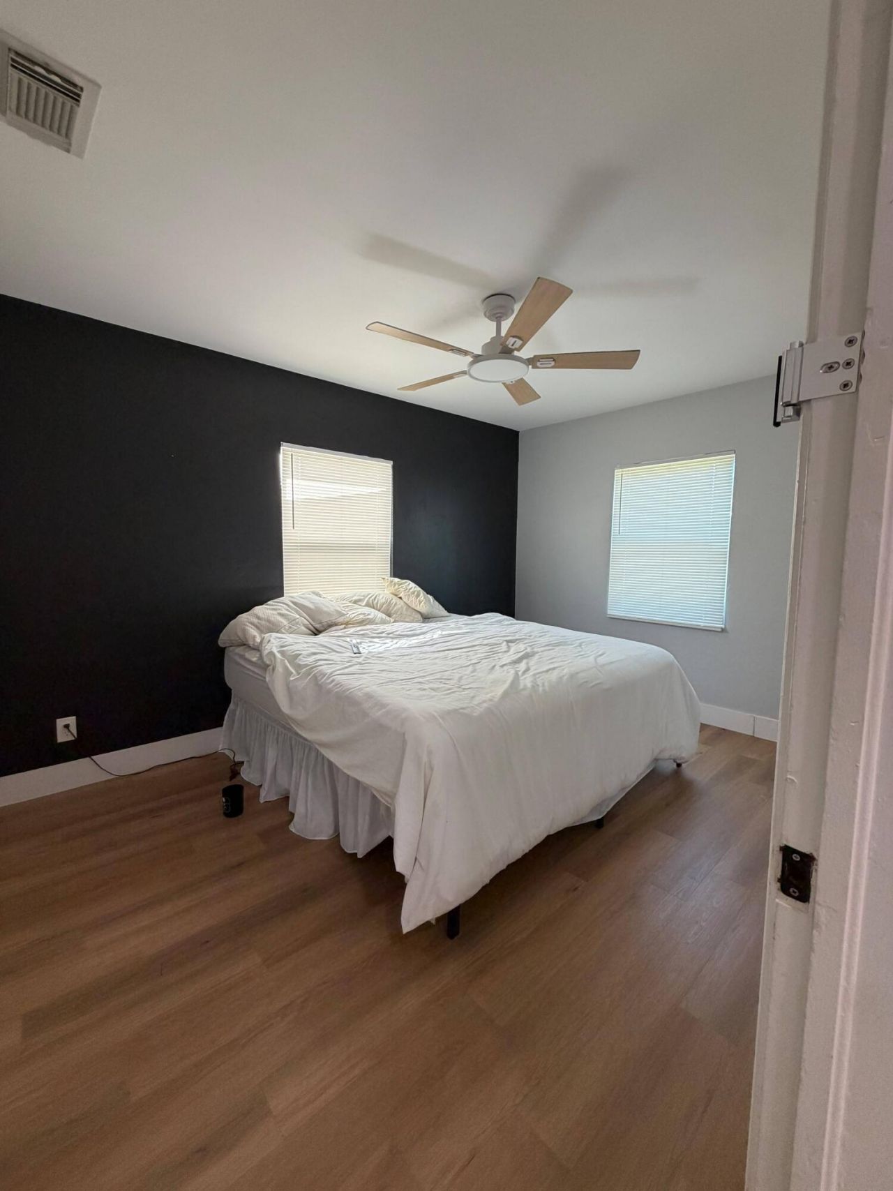217 E 24th Street, Riviera Beach, FL 33404 Photo