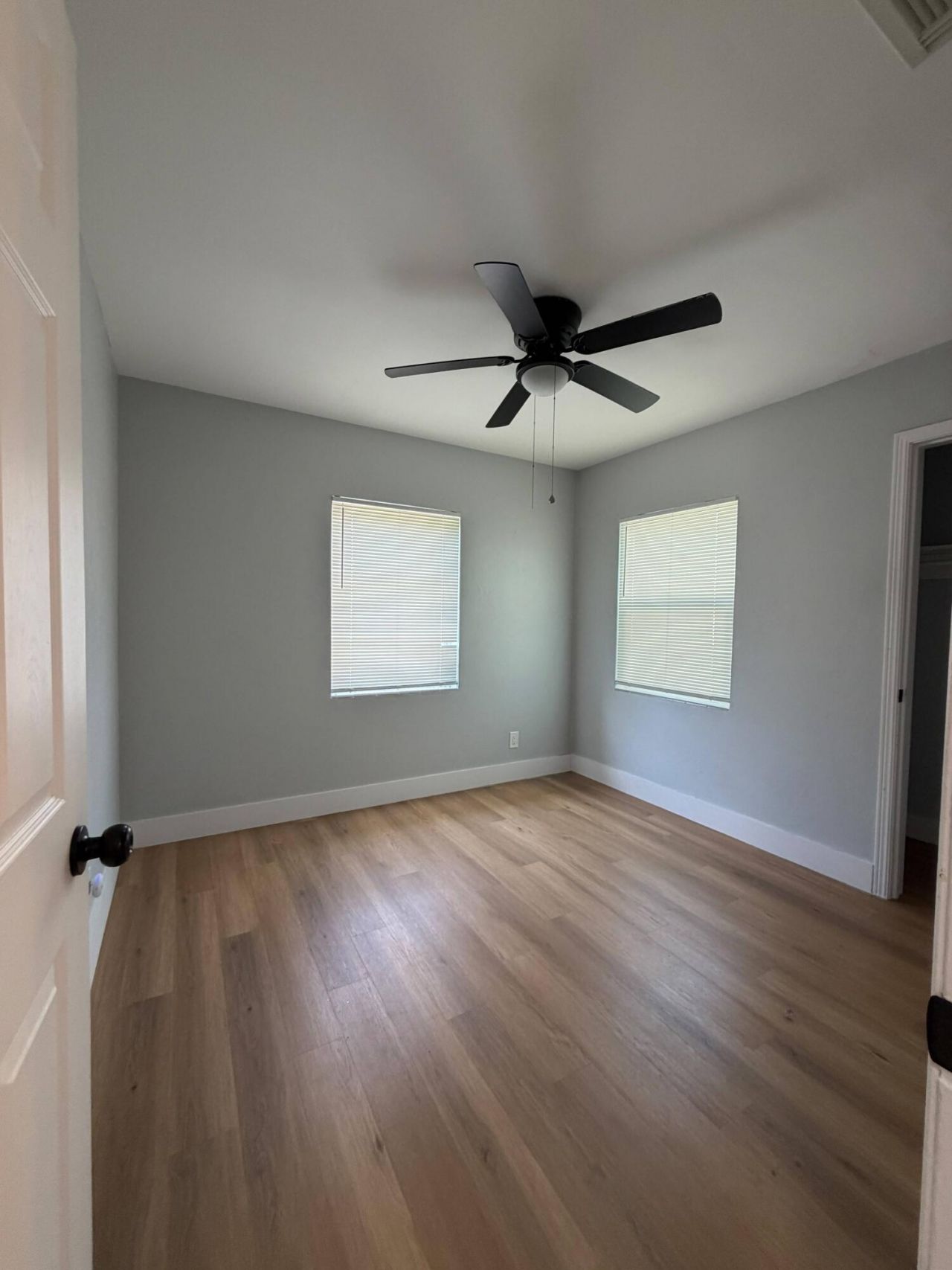 217 E 24th Street, Riviera Beach, FL 33404 Photo
