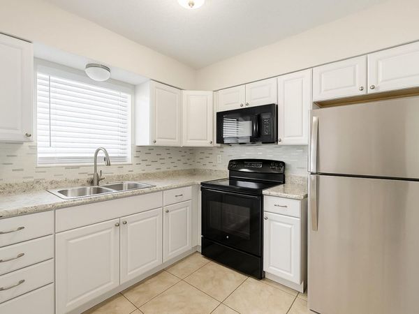 480 W Camino Real, Boca Raton, FL 33432