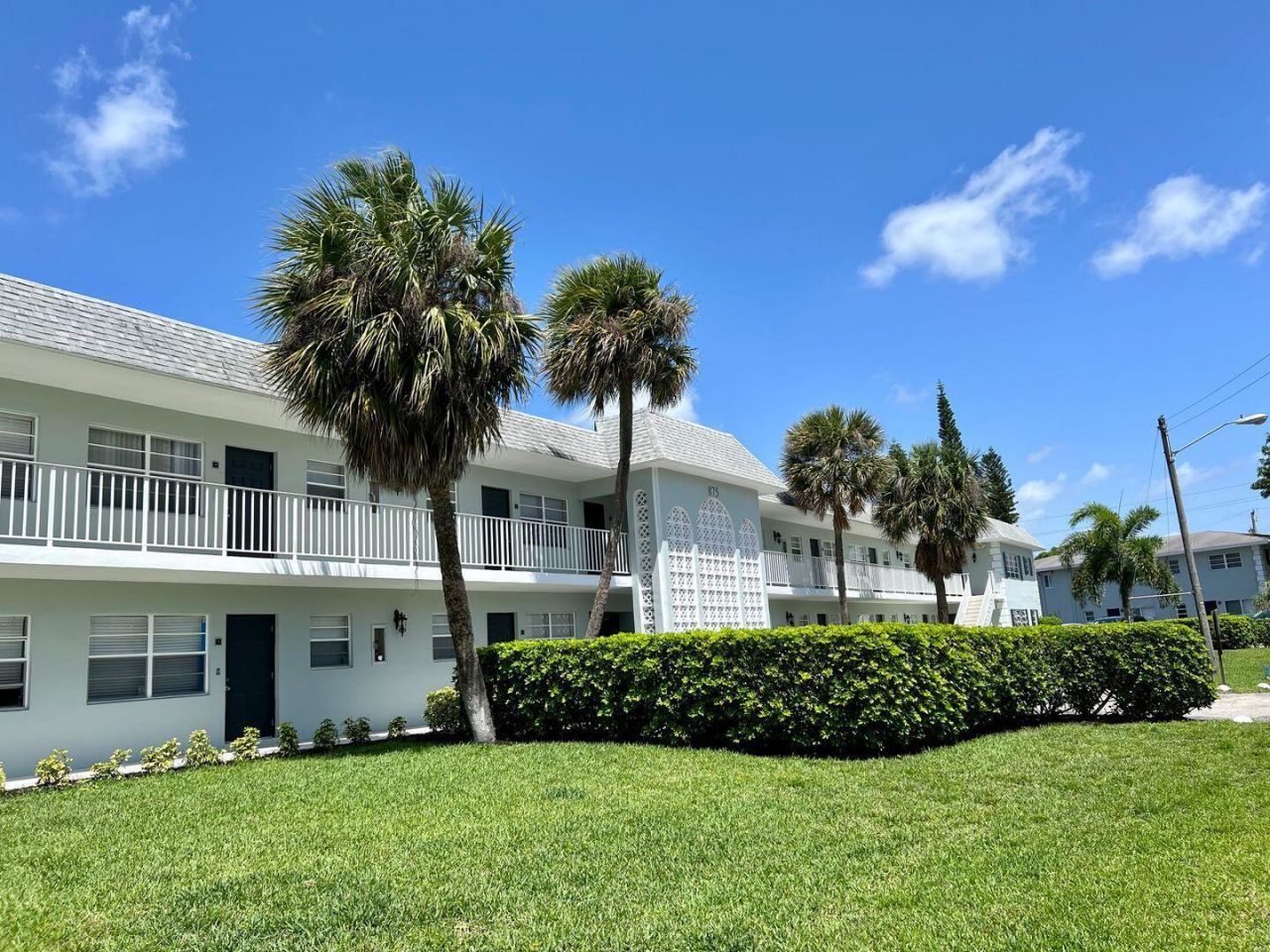 480 W Camino Real, Boca Raton, FL 33432 Photo
