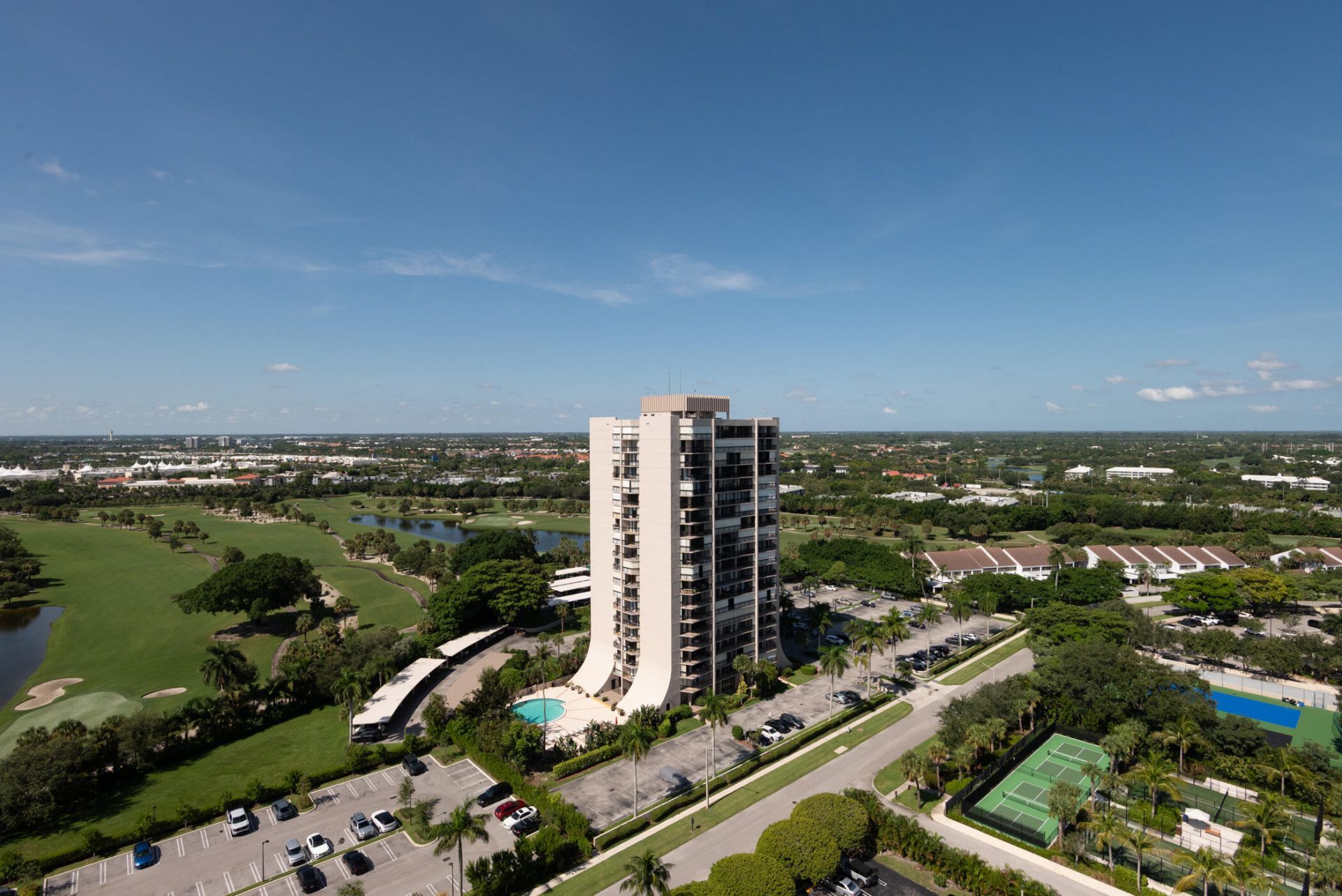2400 Presidential Way, Unit PH6, West Palm Beach, FL 33401 Photo