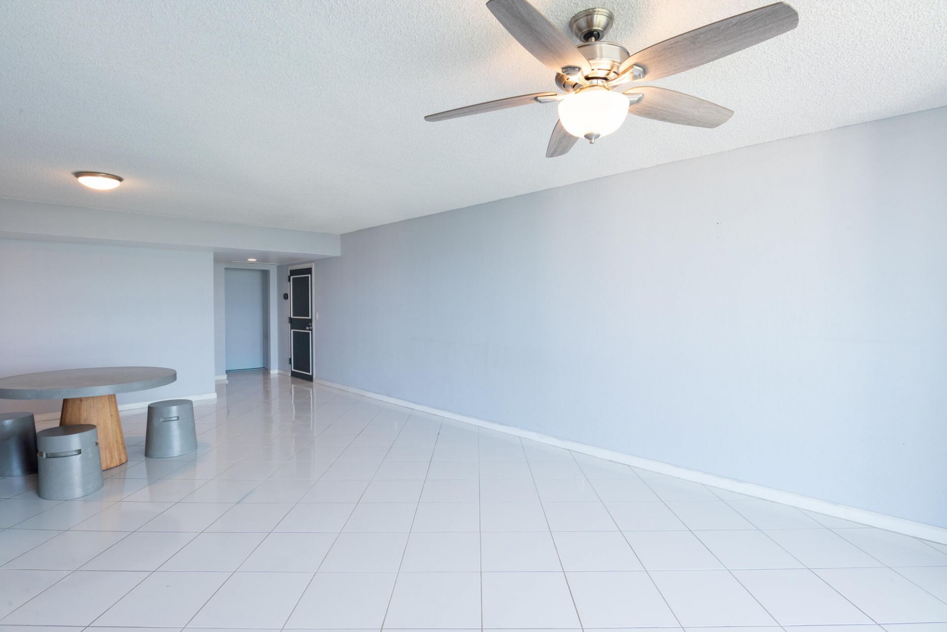 2400 Presidential Way, Unit PH6, West Palm Beach, FL 33401 Photo