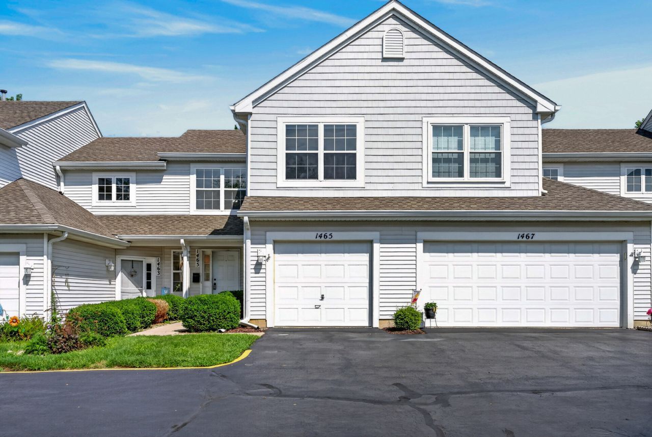 1465 Meadowsedge Lane, Carpentersville, IL 60110 Main Photo