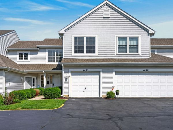 1465 Meadowsedge Lane , Carpentersville, IL 60110