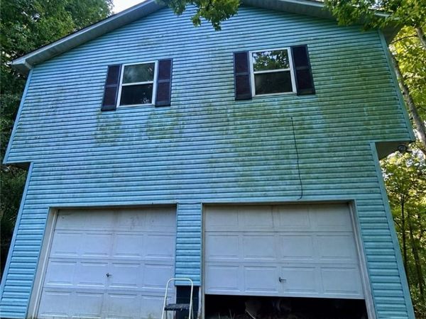 2967 Trace Creek Road, Hurricane, WV 25526
