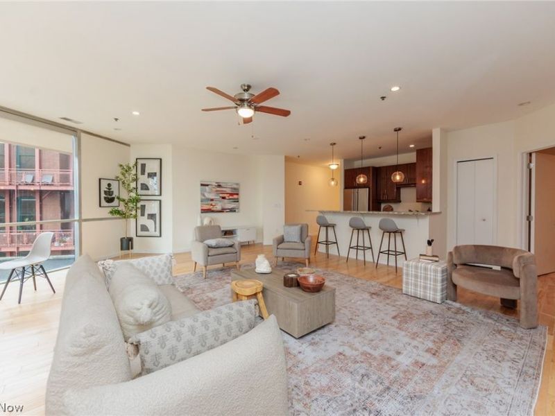 701 W Lakeside Avenue, Unit 602, Cleveland, OH 44113 Photo 14