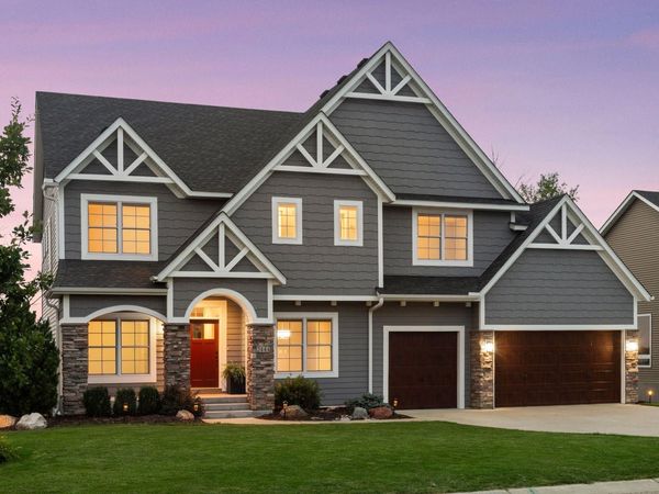 2444 Woods Drive , Victoria, MN 55386