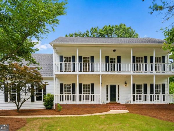 1623 Brentwood Crossing SE, Conyers, GA 30013