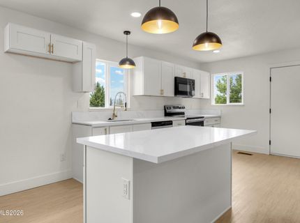 2240 Pawnee Way, Reno, NV 89506 Photo