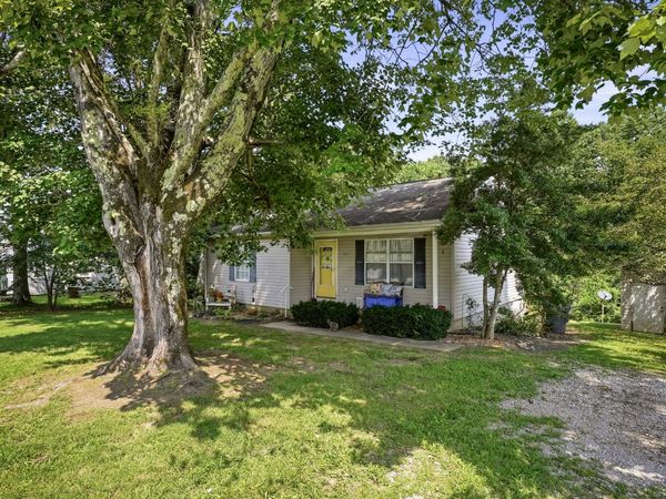 900 Clay Ave , Cookeville, TN 38501