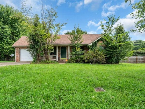 1385 William Suiters Ln , Clarksville, TN 37042