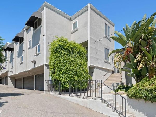 2737 Montrose Avenue, Unit 105, Montrose, CA 91020
