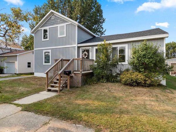 117 ADAMS STREET, Oconto, WI 54153