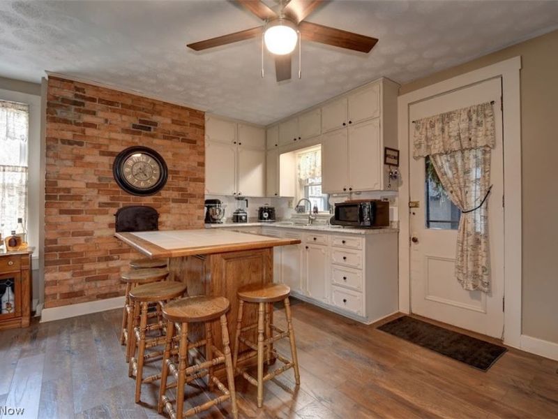 1031 Stonecreek Road SW, New Philadelphia, OH 44663 Photo 11