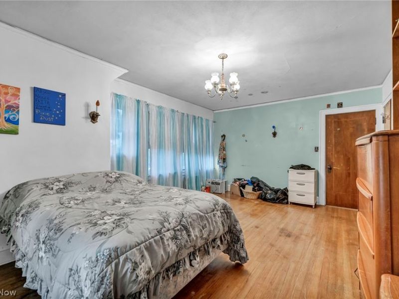 4589 S Hills Drive, Cleveland, OH 44109 Photo 31
