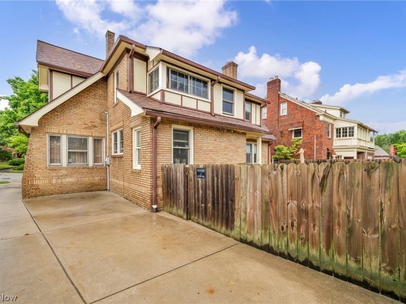 4589 S Hills Drive, Cleveland, OH 44109 Photo 38