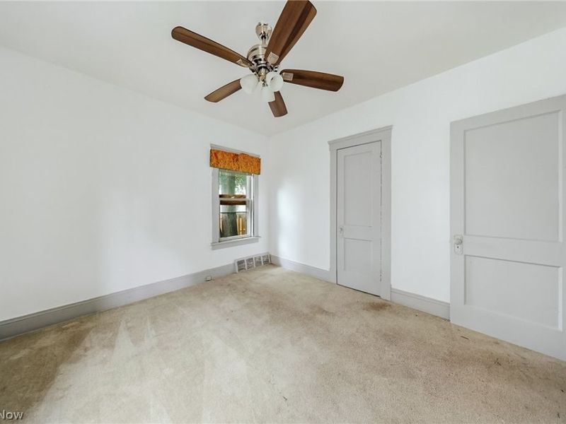 11610 Shadeland Avenue, Cleveland, OH 44108 Photo 15