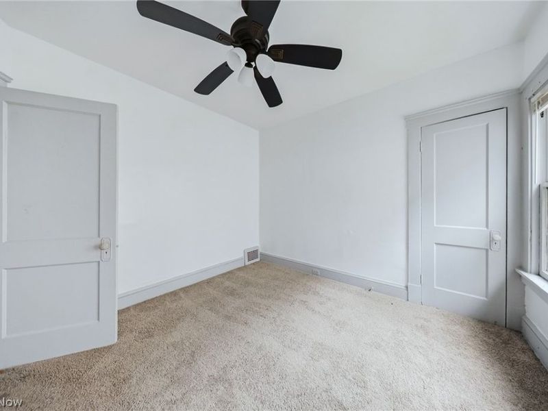 11610 Shadeland Avenue, Cleveland, OH 44108 Photo 19