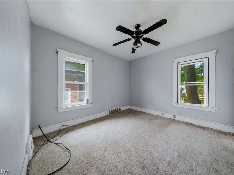 11610 Shadeland Avenue, Cleveland, OH 44108 Photo 33