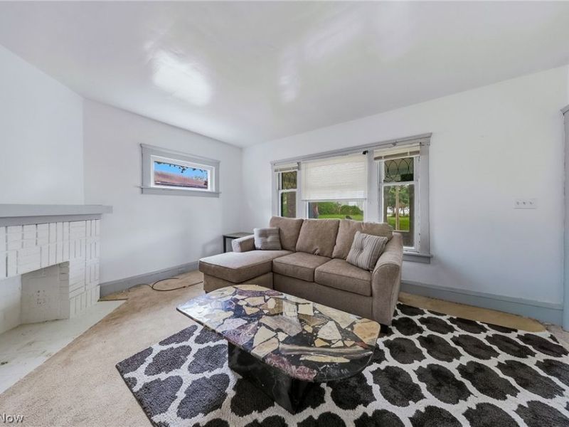 11610 Shadeland Avenue, Cleveland, OH 44108 Photo 6