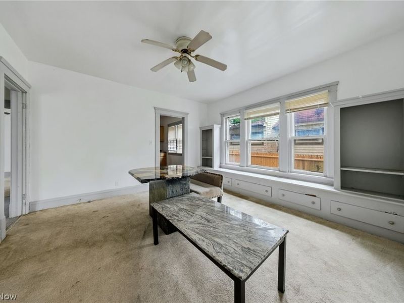 11610 Shadeland Avenue, Cleveland, OH 44108 Photo 9