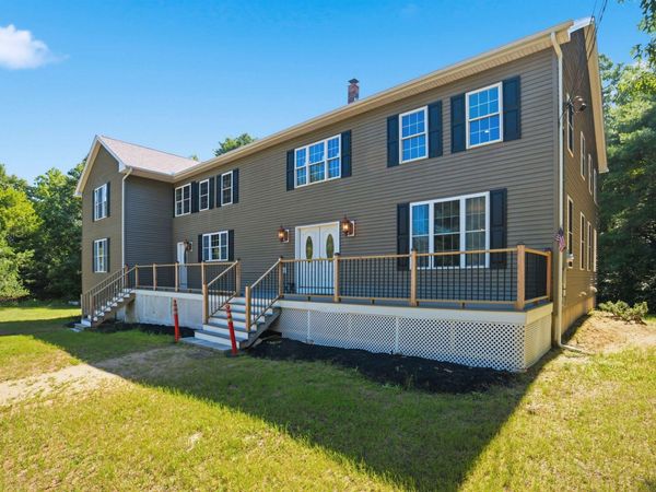 68 King Road, Chichester, NH 03258