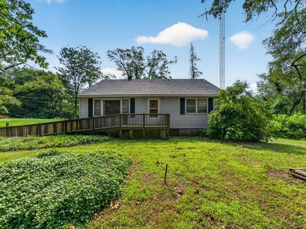 3086 Detroit Road, Niles, MI 49120