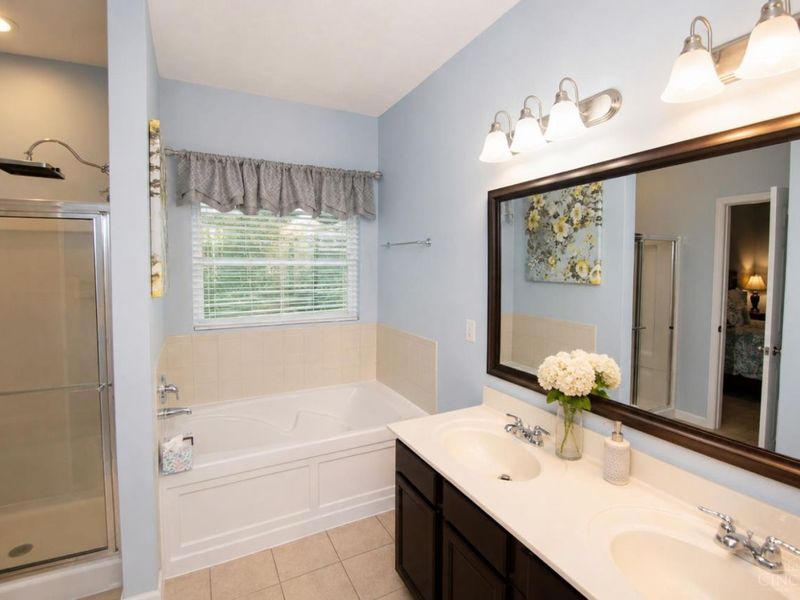 320 Huntington Drive, Hamilton Township, OH 45039 Photo 14