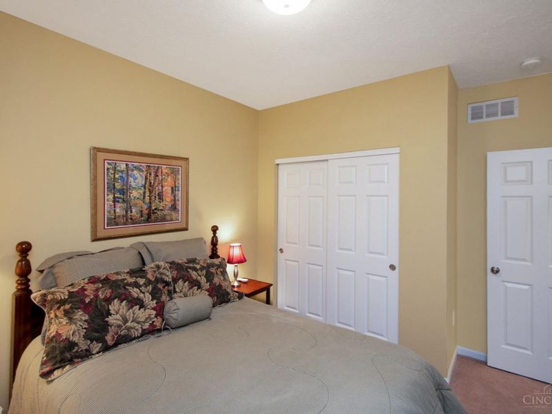 320 Huntington Drive, Hamilton Township, OH 45039 Photo 16