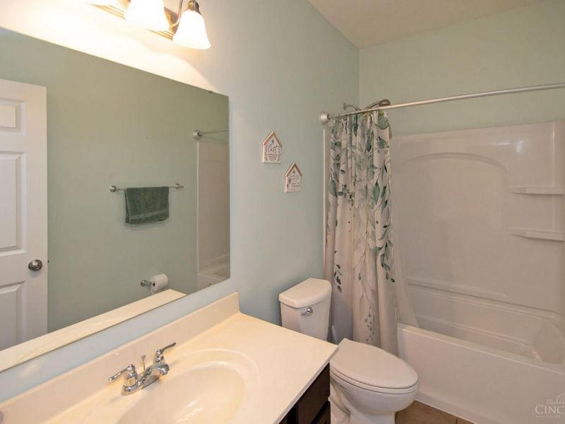 320 Huntington Drive, Hamilton Township, OH 45039 Photo 17