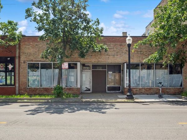 1449 W Devon Avenue , Chicago, IL 60660