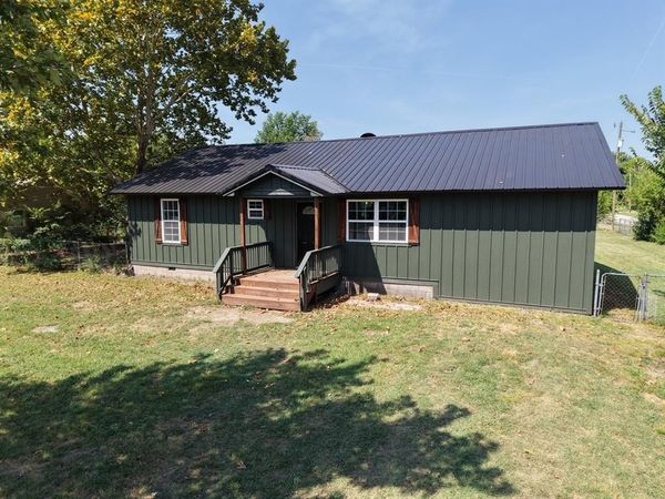 817 N 4th Street , Okemah, OK 74859